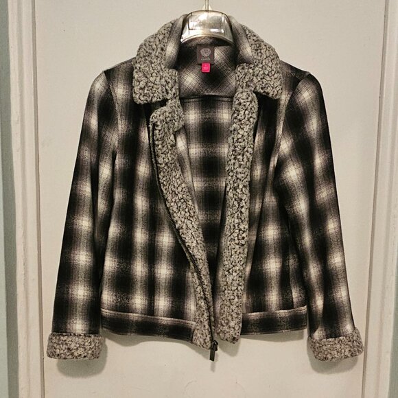 Short jacket - Picture 2 of 5